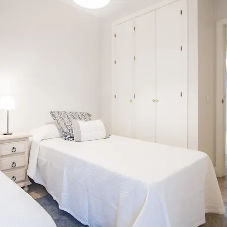 With 2 Bedrooms In Estepona, With Wonderful Sea View, Pool A *