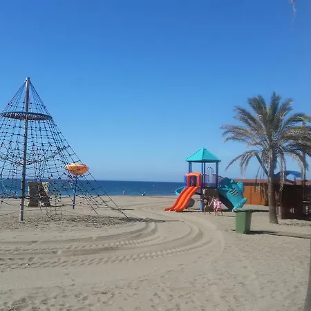 With 2 Bedrooms In Estepona, With Wonderful Sea View, Pool A Apartment *