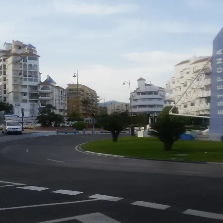 With 2 Bedrooms In Estepona, With Wonderful Sea View, Pool A Apartment