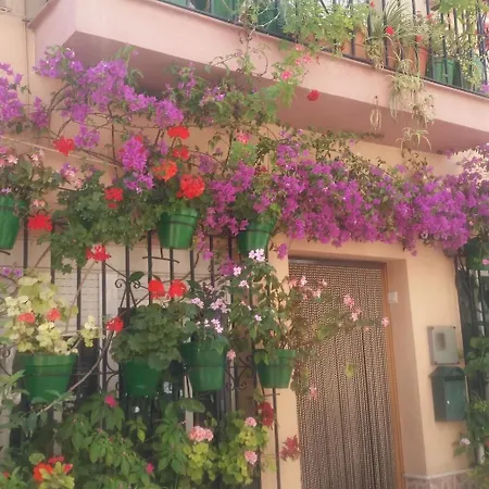 With 2 Bedrooms In Estepona, With Wonderful Sea View, Pool A Apartment *