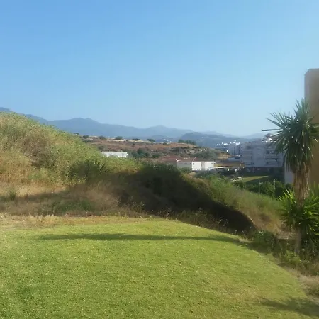 With 2 Bedrooms In Estepona, With Wonderful Sea View, Pool A Apartment
